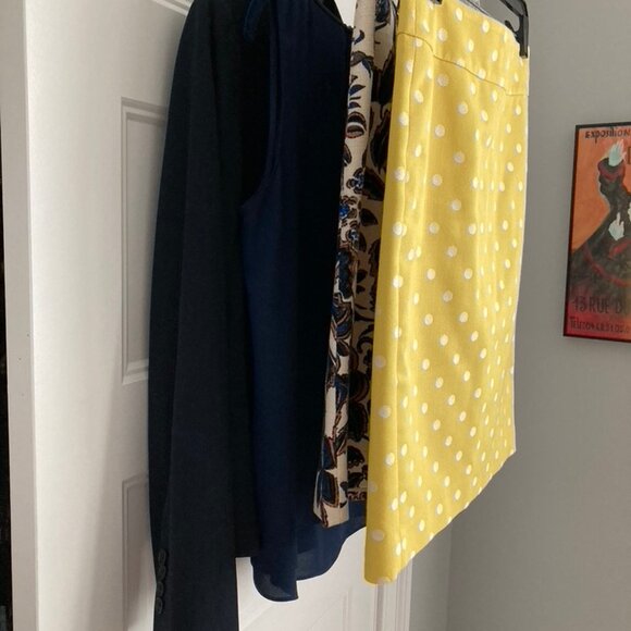 Ann Taylor Ensemble - Picture 13 of 16